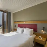 κασταλία 4*