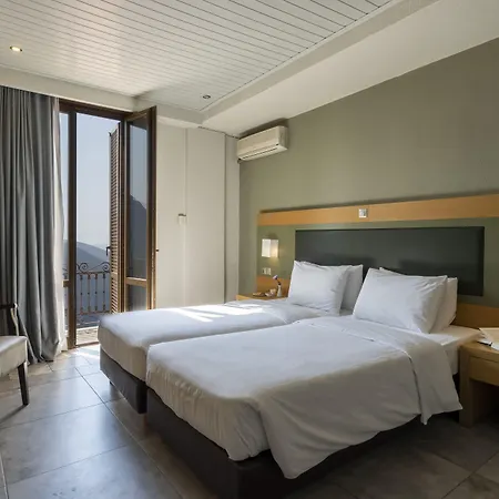 מלון Kastalia Boutique 4*